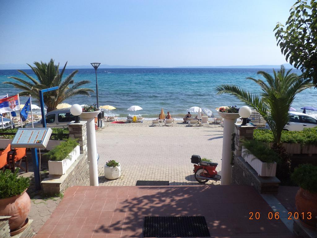 Polychrono Beach Hotel Exterior foto